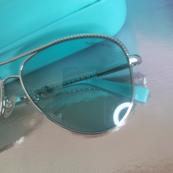 Tiffany & Co. Blue Sunglasses and Accessories Set - Picture 7 of 16